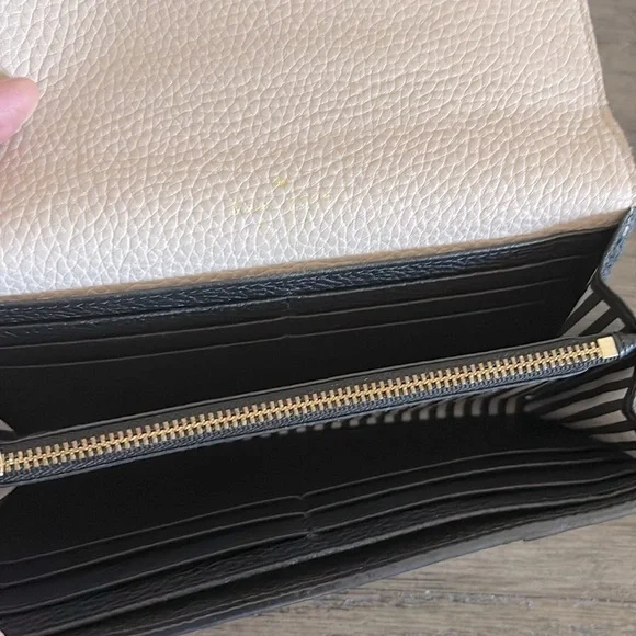 [Kate Spade] Snap-Button Medium Sized 2-Tone Beige/Black Leather Designer Wallet - Picture 5 of 12